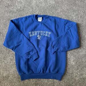 Briar Creek Kentucky Wildcats Embroidered Sweatshirt